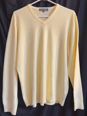 Lightweight V-neck sweaters, group of 3